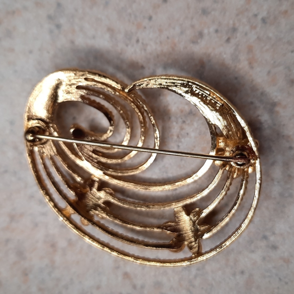 Monet statement brooch - Picture 3 of 3